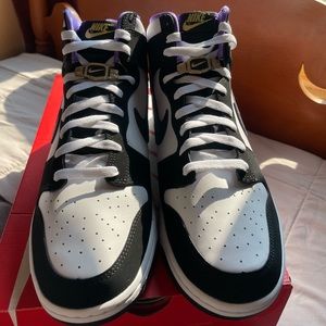 Nike High Retro EMB Size 12 free shipping